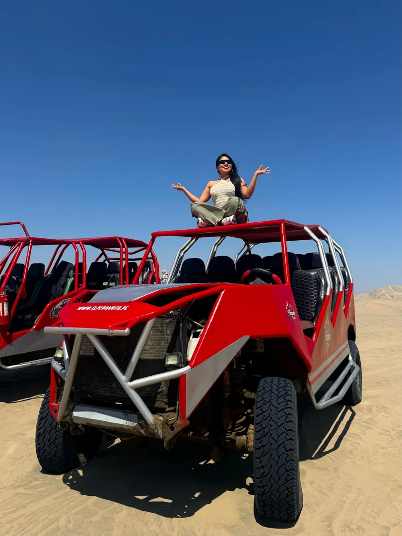 Tubular en las dunas de Huacachina