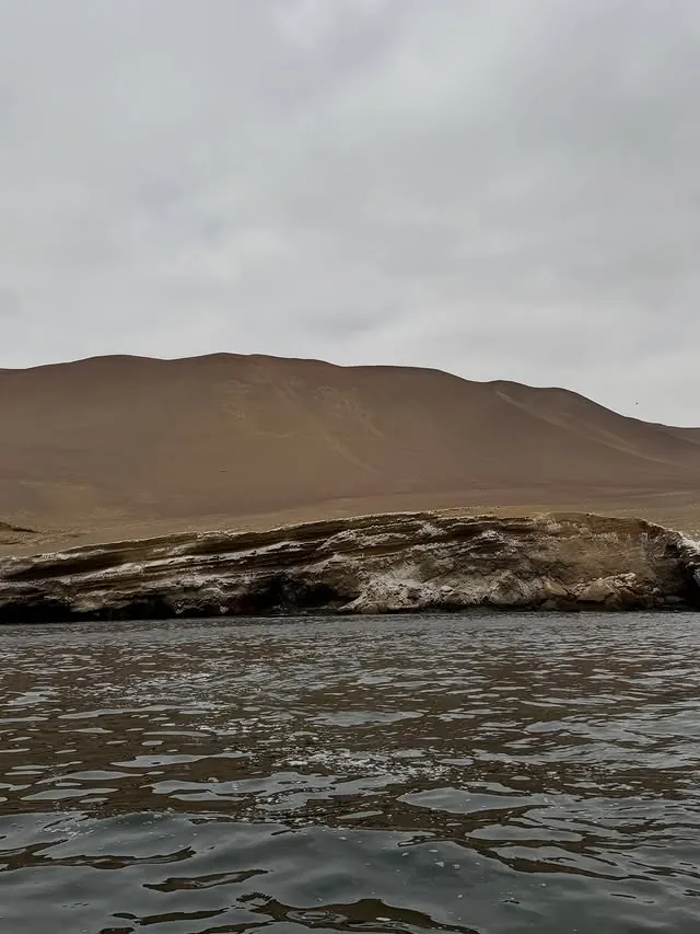 Costa de Paracas vista desde el mar