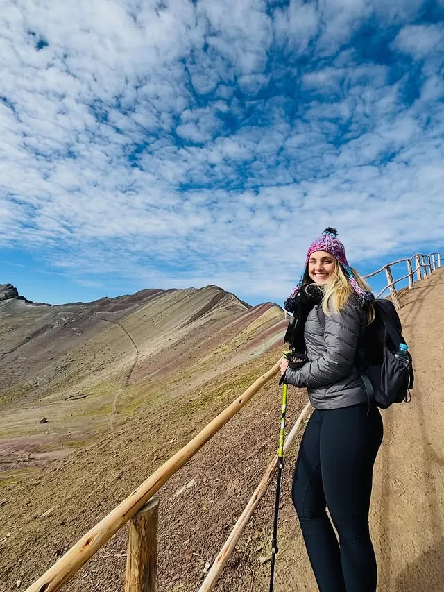 Trail toward Vinicunca in the Vilcanota range